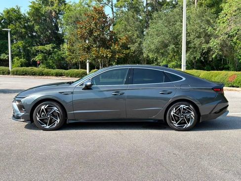 Used 2024 Hyundai Sonata SEL w/ Convenience Package FWD image 2