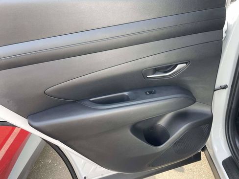 Used 2026 Hyundai Tucson SEL FWD image 11