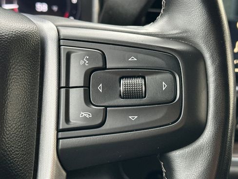 Certified 2025 GMC Sierra 1500 SLT image 31