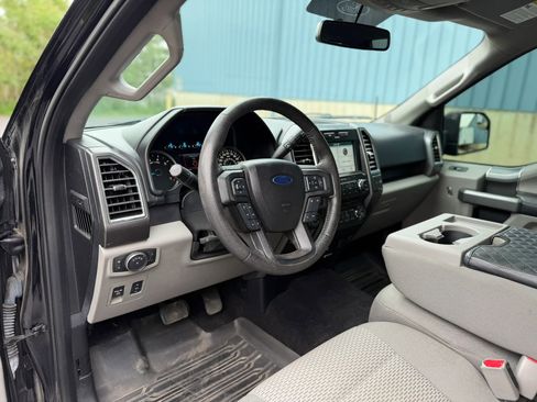 Used 2016 Ford F150 XLT w/ Equipment Group 302A Luxury AWD/4WD image 11