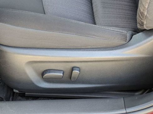 Used 2024 Nissan Altima 2.5 SV image 17