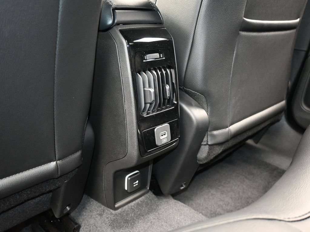 New 2026 Jeep Compass Latitude AWD/4WD image 29