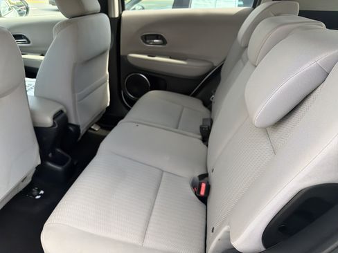Used 2017 Honda HR-V EX image 23