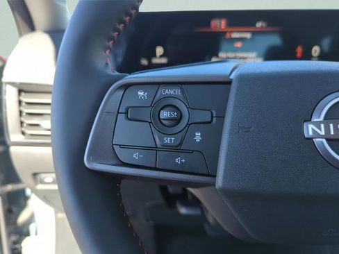 New 2026 Nissan Sentra SR w/ Floor Mat Package FWD image 35