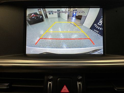 Used 2018 Kia Optima EX w/ Premium Package image 38