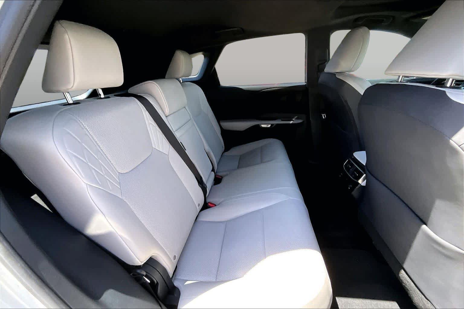 Used 2024 Lexus RX 350 Premium w/ Cold Area Package FWD image 20