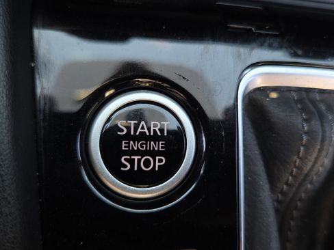 Used 2023 Nissan Kicks SR w/ SR Premium Package image 19