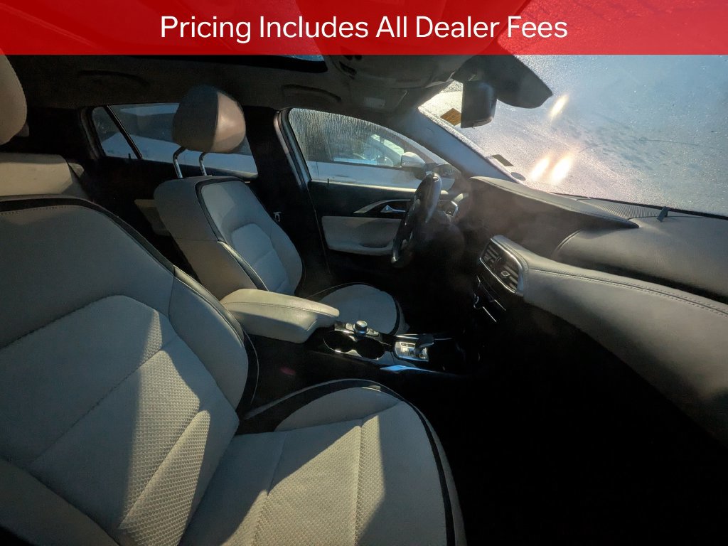Used 2019 INFINITI QX30 AWD w/ Navigation Package image 9