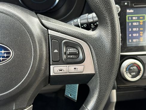 Used 2017 Subaru Forester 2.5i Premium image 29