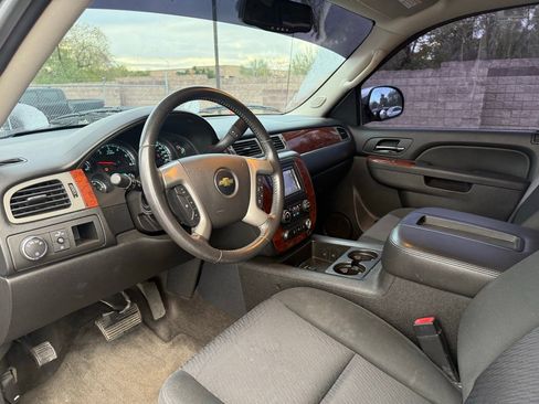 Used 2013 Chevrolet Avalanche LS w/ All-Star Edition image 14