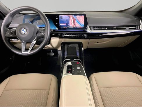 Used 2025 BMW X1 xDrive28i w/ Convenience Package AWD/4WD image 16