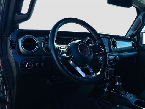 Used 2022 Jeep Wrangler Unlimited Sahara w/ LED Lighting Group image 10