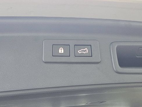 Certified 2023 Subaru Forester Touring AWD/4WD image 10