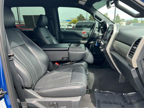 Certified 2022 Ford F350 Lariat w/ Black Appearance Package AWD/4WD image 17