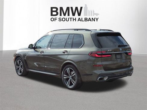 Certified 2025 BMW X7 xDrive40i w/ M Sport Package image 5