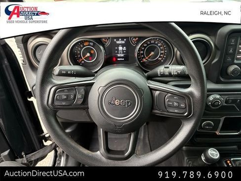 Used 2020 Jeep Wrangler Unlimited Sport image 23
