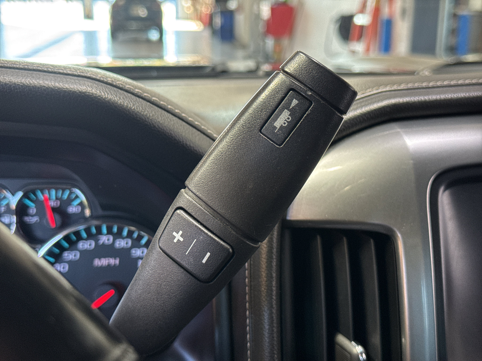 Used 2015 Chevrolet Silverado 2500 LTZ w/ LTZ Plus Package AWD/4WD image 23