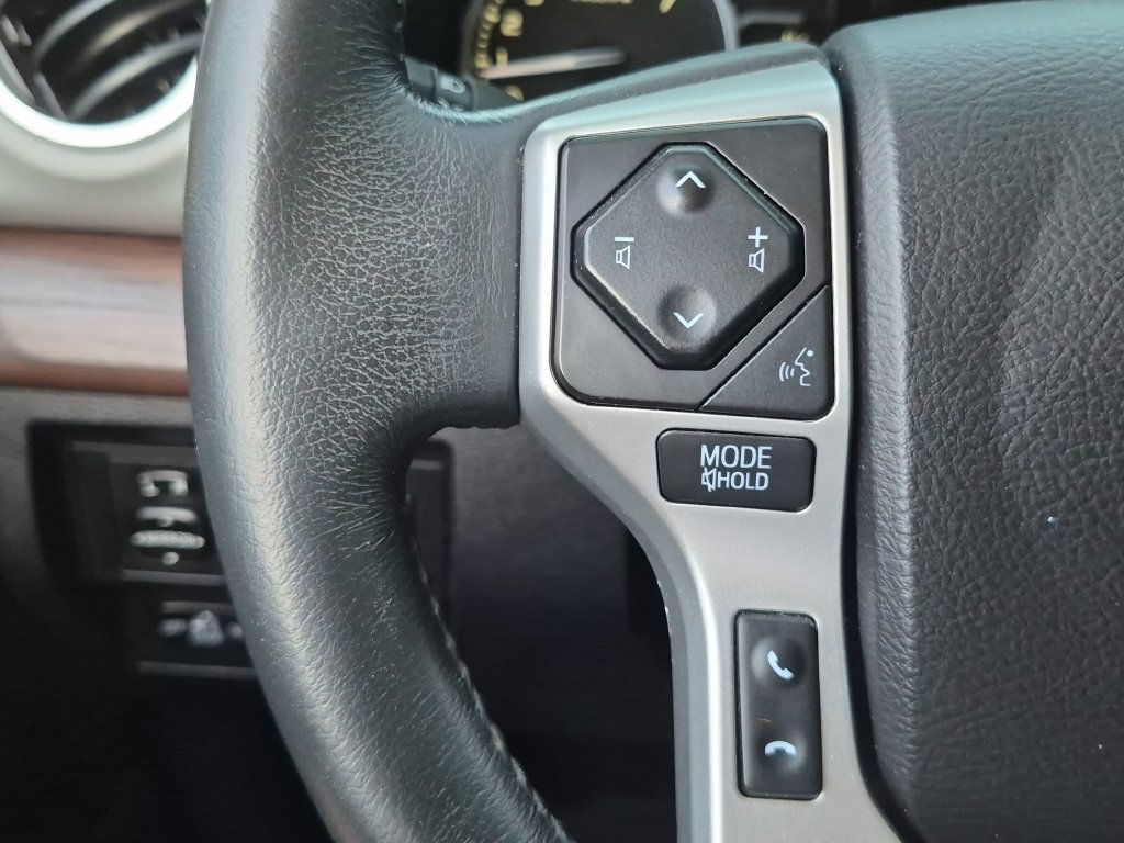 Used 2021 Toyota Tundra Limited w/ Limited Premium Package AWD/4WD image 23