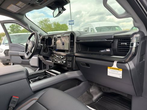 New 2026 Ford F350 Lariat AWD/4WD image 12