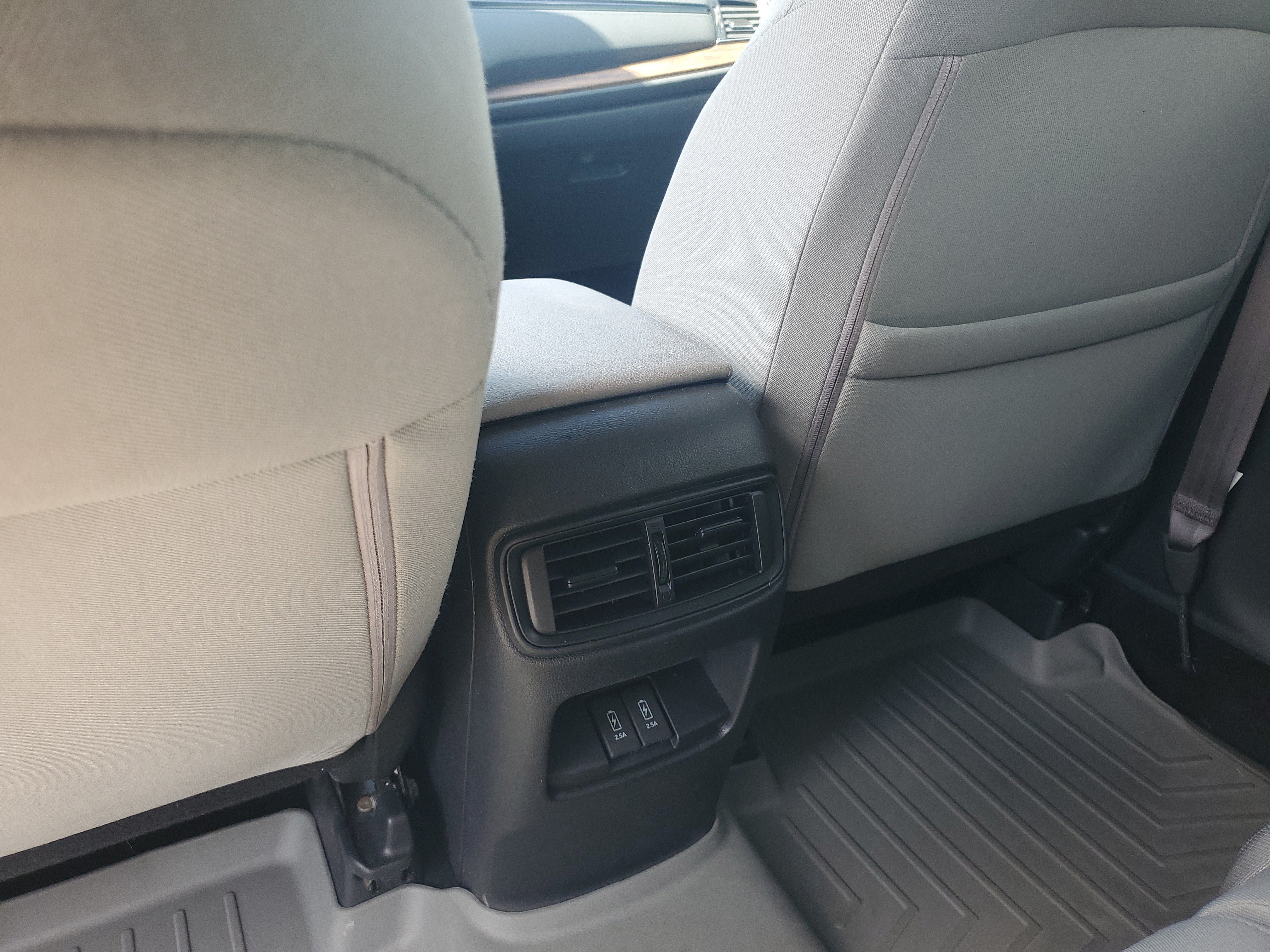 Used 2019 Honda CR-V EX image 11