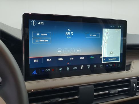 New 2026 Lincoln Corsair Reserve FWD image 15