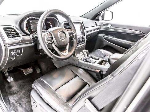 Used 2018 Jeep Grand Cherokee Limited RWD image 29
