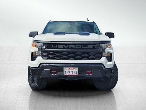 Used 2024 Chevrolet Silverado 1500 Custom Trail Boss w/ LPO, Dark Essentials Package image 2