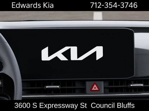 New 2027 Kia Carnival EX FWD image 22