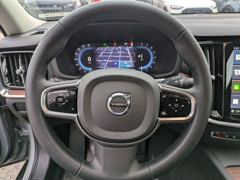 Certified 2025 Volvo V60 B5 Cross Country Plus image 16