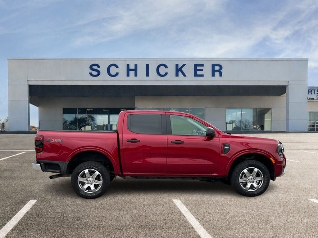 Used 2025 Ford Ranger XLT w/ Equipment Group 301A High AWD/4WD image 2