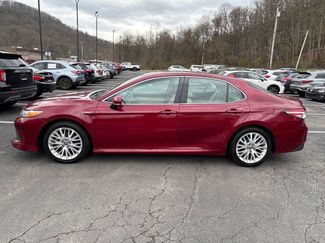 Used 2020 Toyota Camry XLE w/ Sunroof Package video 2