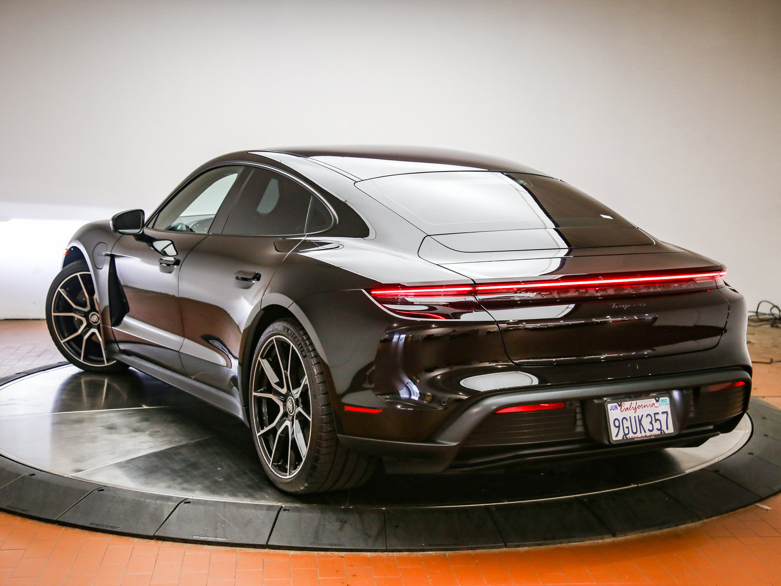 Certified 2023 Porsche Taycan RWD image 3