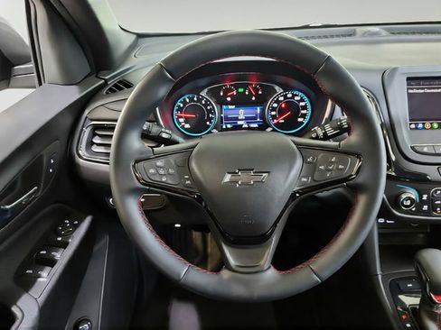Used 2023 Chevrolet Equinox RS AWD/4WD image 9