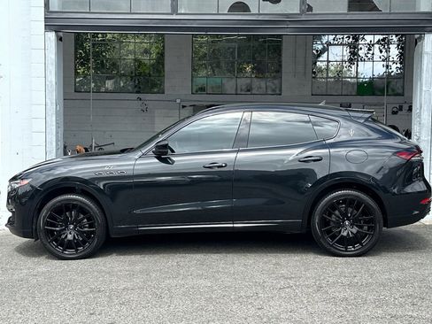 Used 2022 Maserati Levante GT image 7