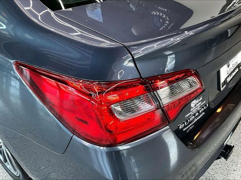Used 2017 Subaru Legacy 2.5i Limited AWD/4WD image 23