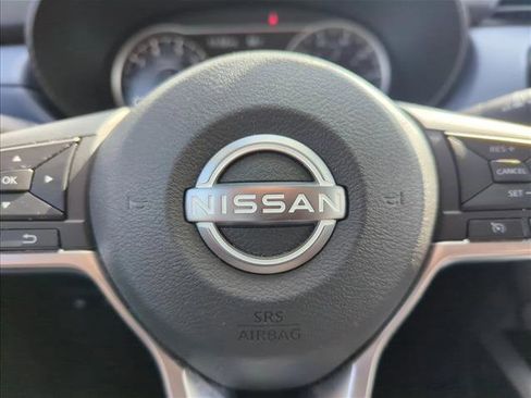 Used 2025 Nissan Versa SV image 22