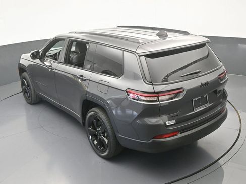 Used 2023 Jeep Grand Cherokee L Laredo image 48