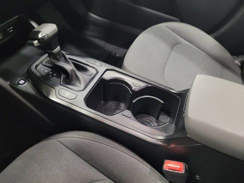 Used 2025 Kia K4 FWD image 26