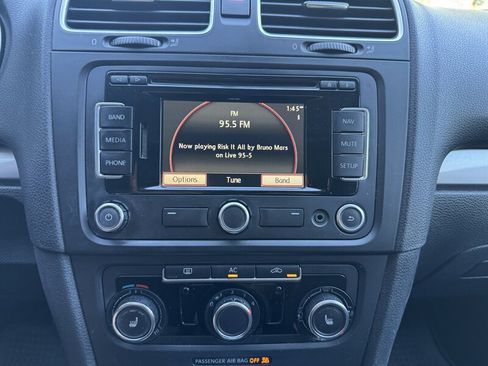 Used 2012 Volkswagen Golf TDI FWD image 21