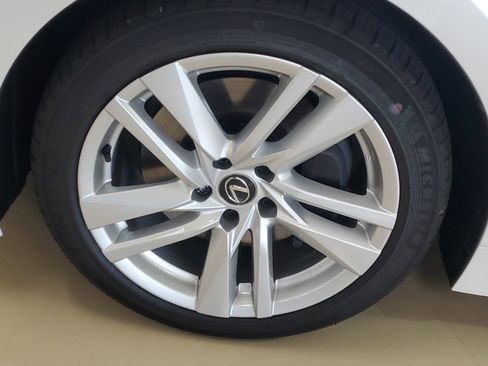 Used 2024 Lexus IS 300 IS 300 w/ Comfort Package image 5