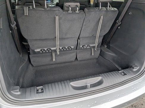 New 2026 Chrysler Pacifica Select image 28