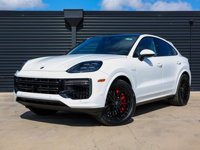 New 2025 Porsche Cayenne Turbo