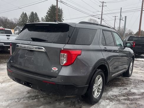 Used 2022 Ford Explorer XLT w/ Class IV Trailer Tow Package image 5