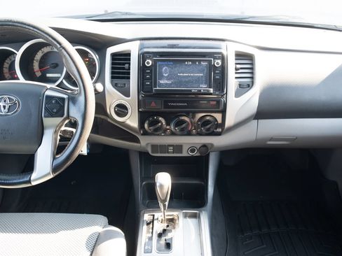 Used 2015 Toyota Tacoma 4x4 Double Cab w/ TRD Sport Package image 14
