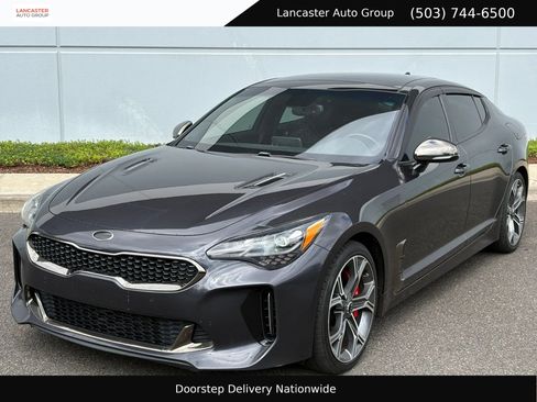 Used 2018 Kia Stinger GT1 AWD/4WD image 1