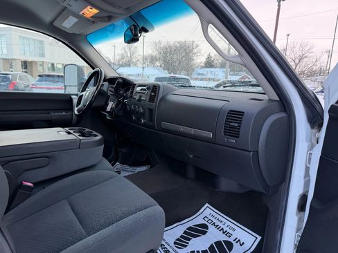 Used 2008 Chevrolet Silverado 3500 LT image 12