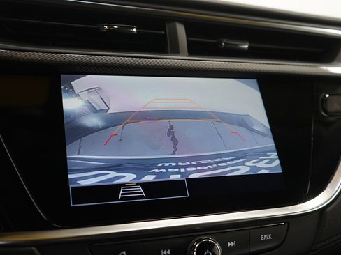 Used 2022 Buick Encore GX Select image 21