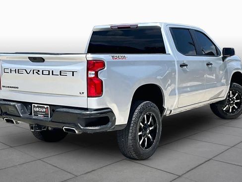 Used 2021 Chevrolet Silverado 1500 LT Trail Boss w/ Bed Protection Package AWD/4WD image 12