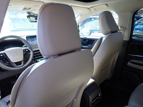 Used 2023 Lincoln Corsair Grand Touring w/ Equipment Group 301A image 17