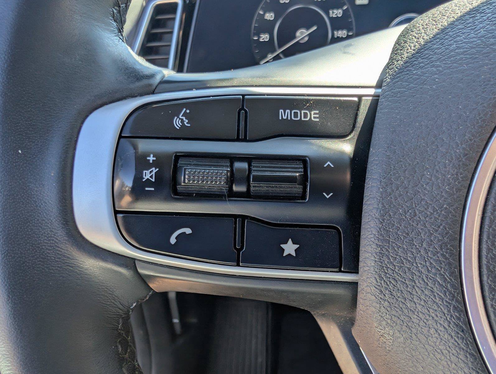 Used 2025 Kia Sportage SX FWD image 28